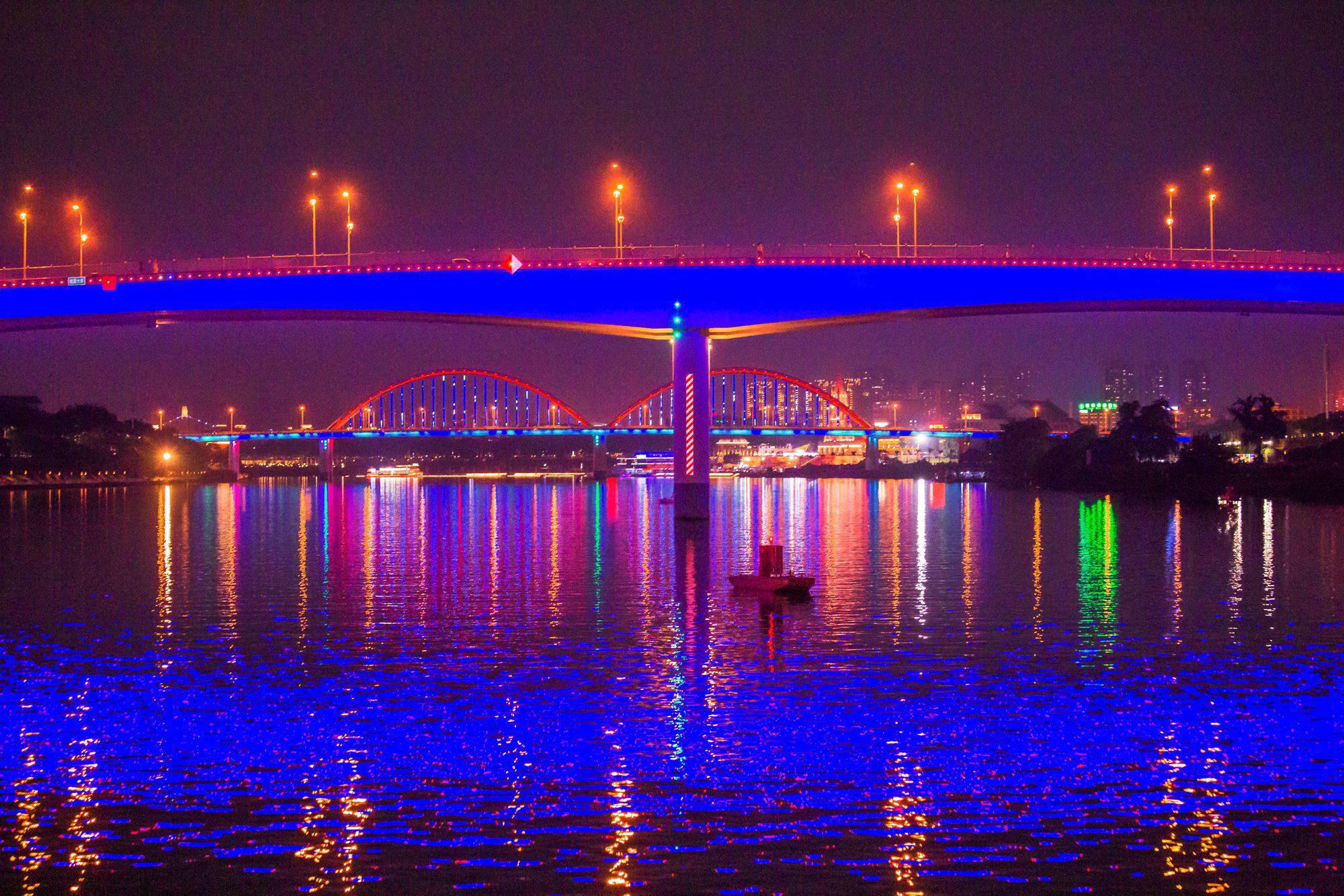 南宁邕江夜景图片