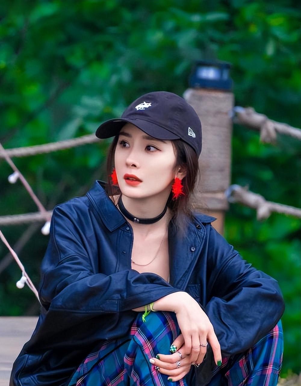 杨幂离开嘉行成立工作室:艺人如何保障自己的权益?