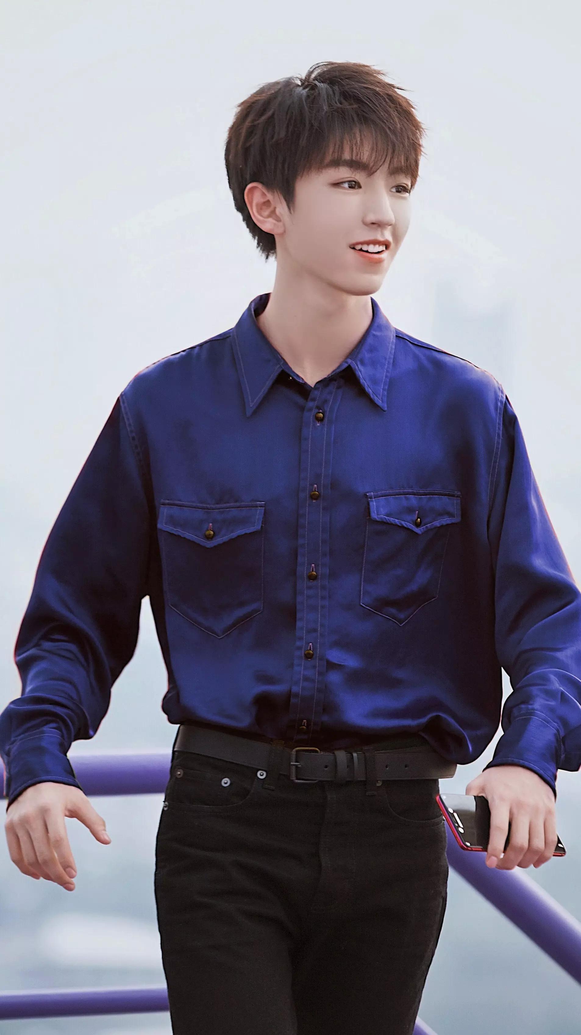 王俊凯王源与千玺"情谊"深厚 tfboys成员王俊凯和王源连续十年为易烊