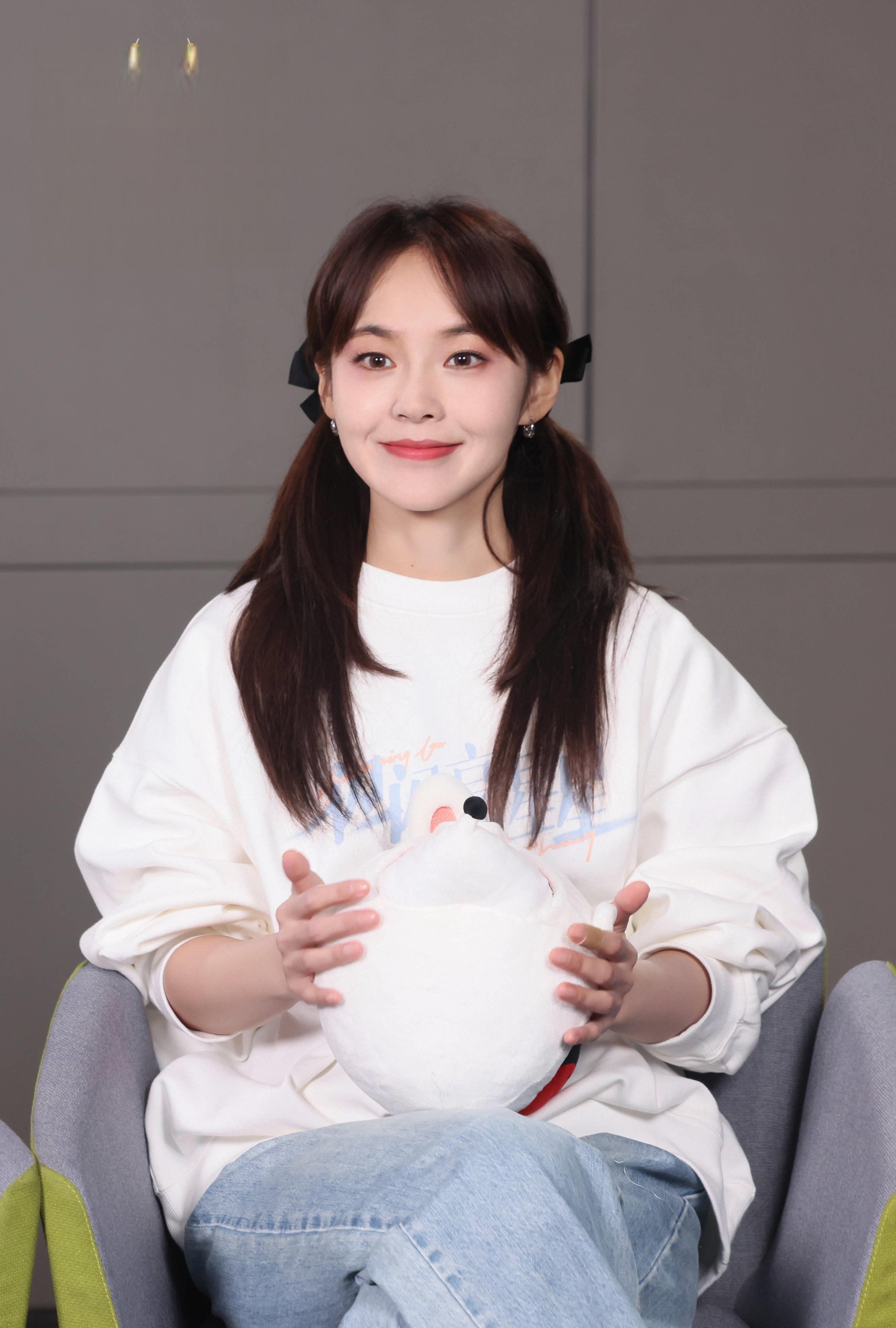 《一闪一闪亮星星》:张佳宁和屈楚萧的"纯爱" 电影《一闪一闪亮星星》