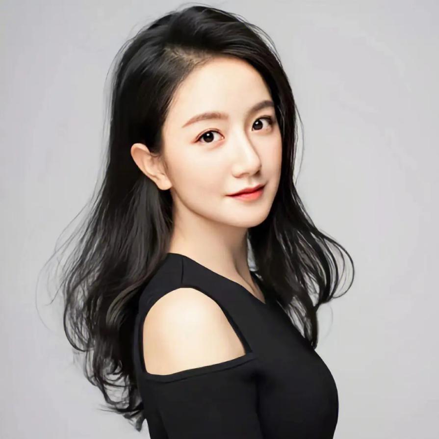 李倩:从舞蹈到荧屏的追梦之旅 李倩,16岁拍戏救患癌父亲,39岁点痣后认