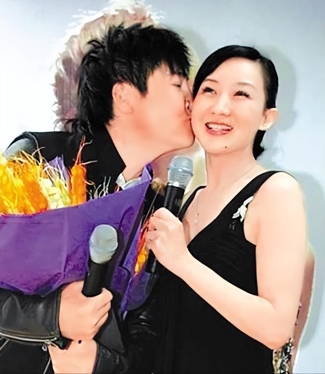 买红妹和孙楠离婚13年后,她才是人生赢家 买红妹和孙楠在一起的九年