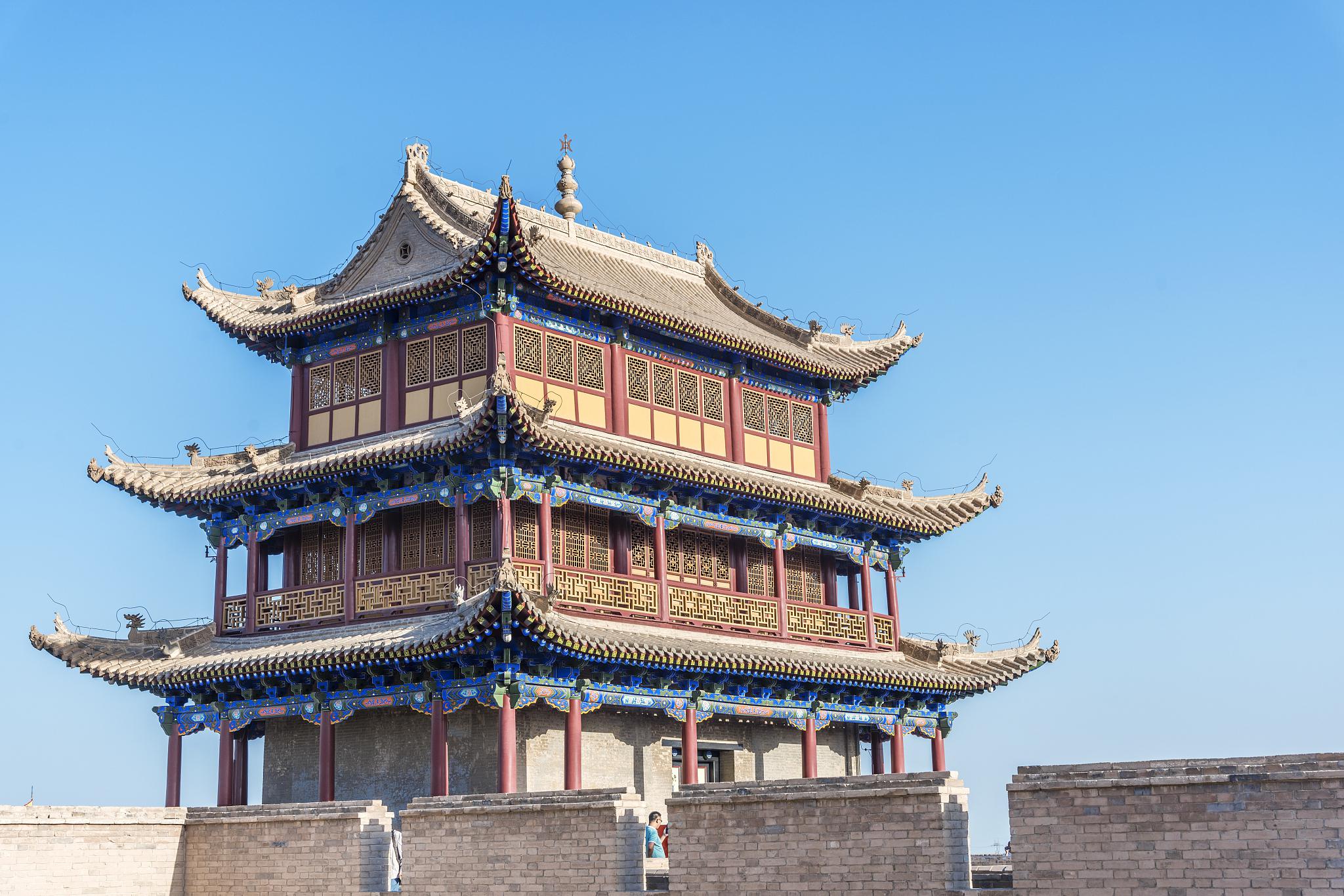 丝绸之路上的璀璨明珠 酒泉,这座位于中国甘肃省西北部的城市,不仅是