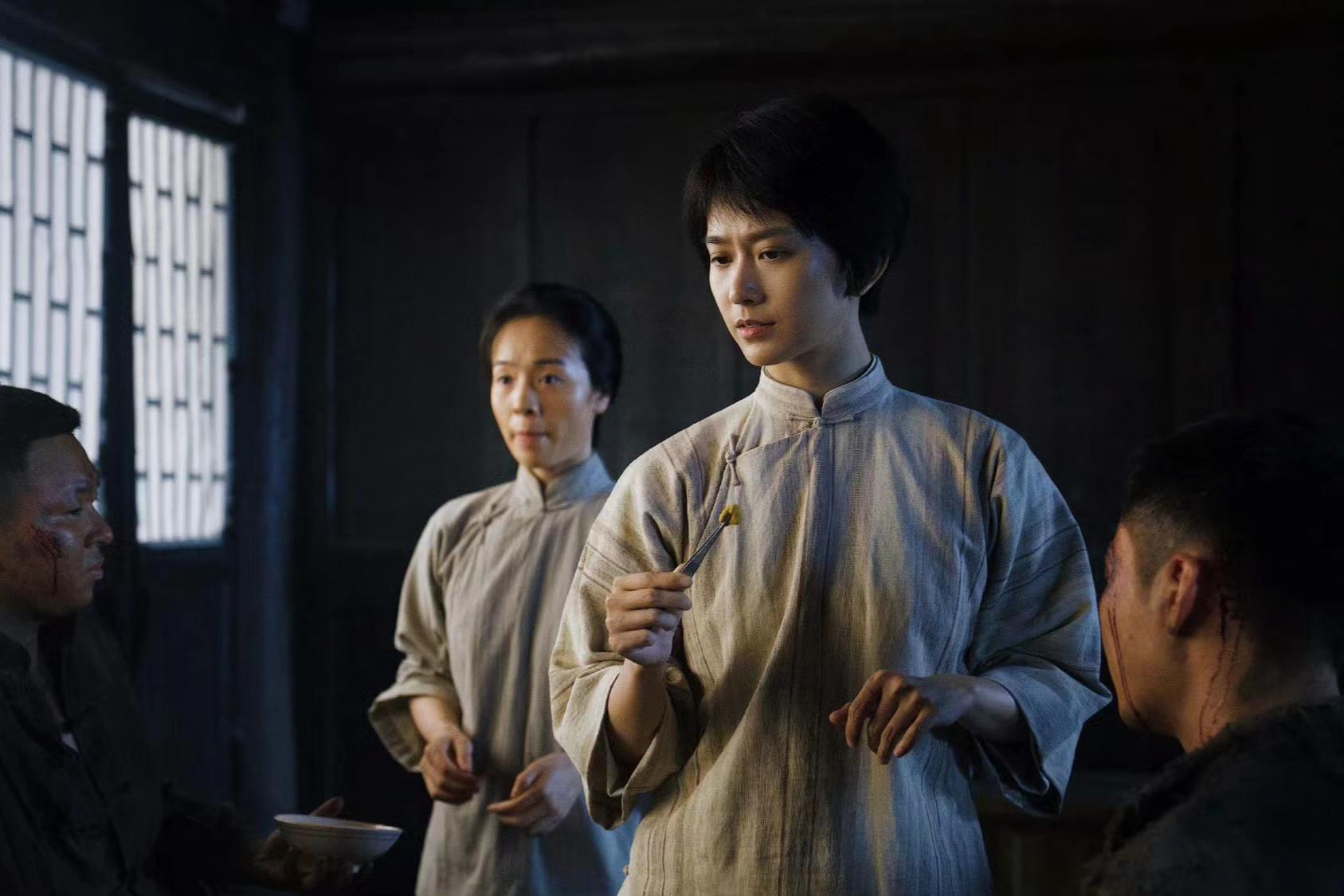 《问苍茫》中的宋氏三姐妹 电视剧《问苍茫》中,宋氏三姐妹的扮演者都