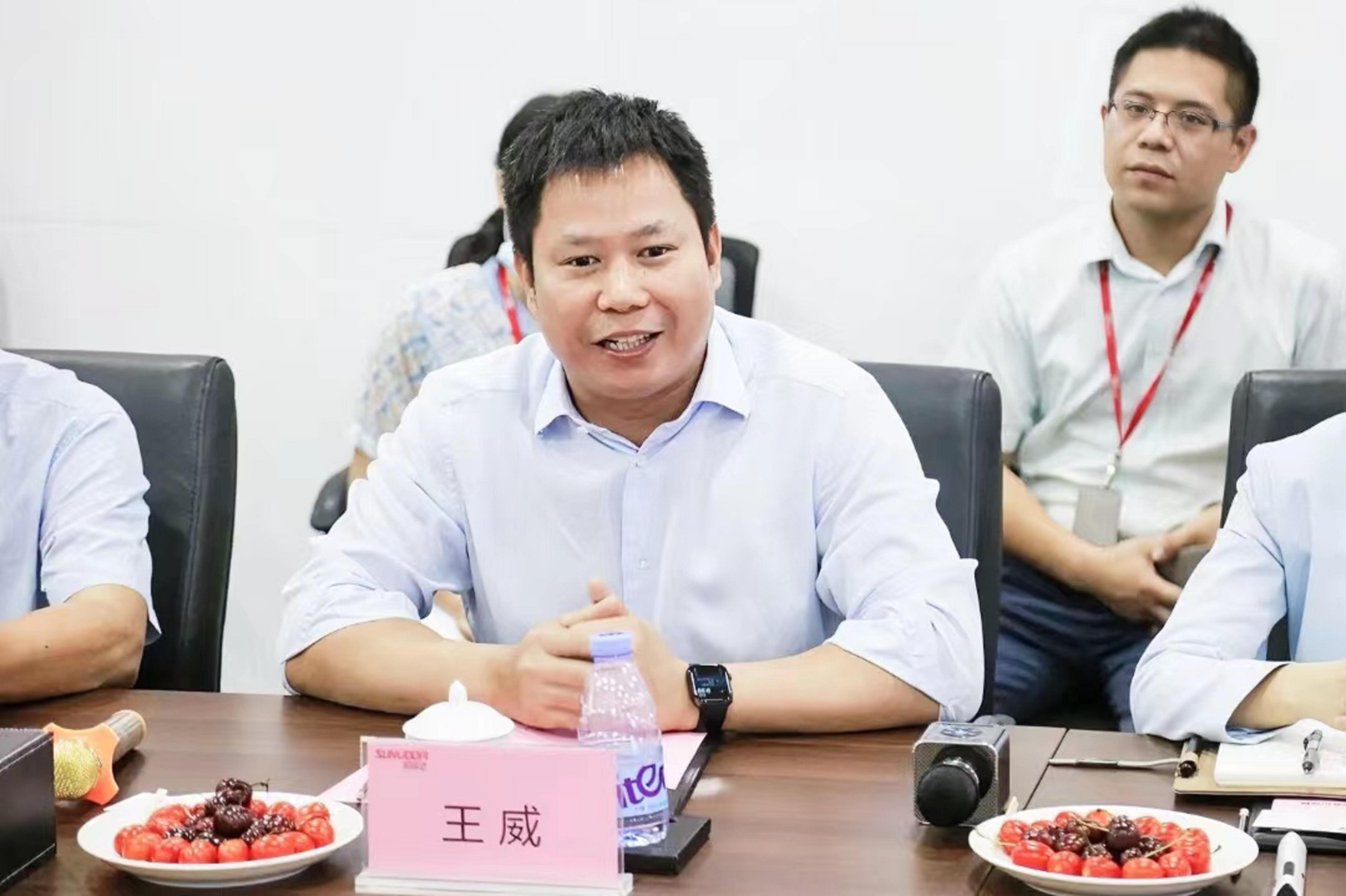 从草根到新能源巨头:王威领导下的欣旺达崛起之路 茂名之子王威,凭借