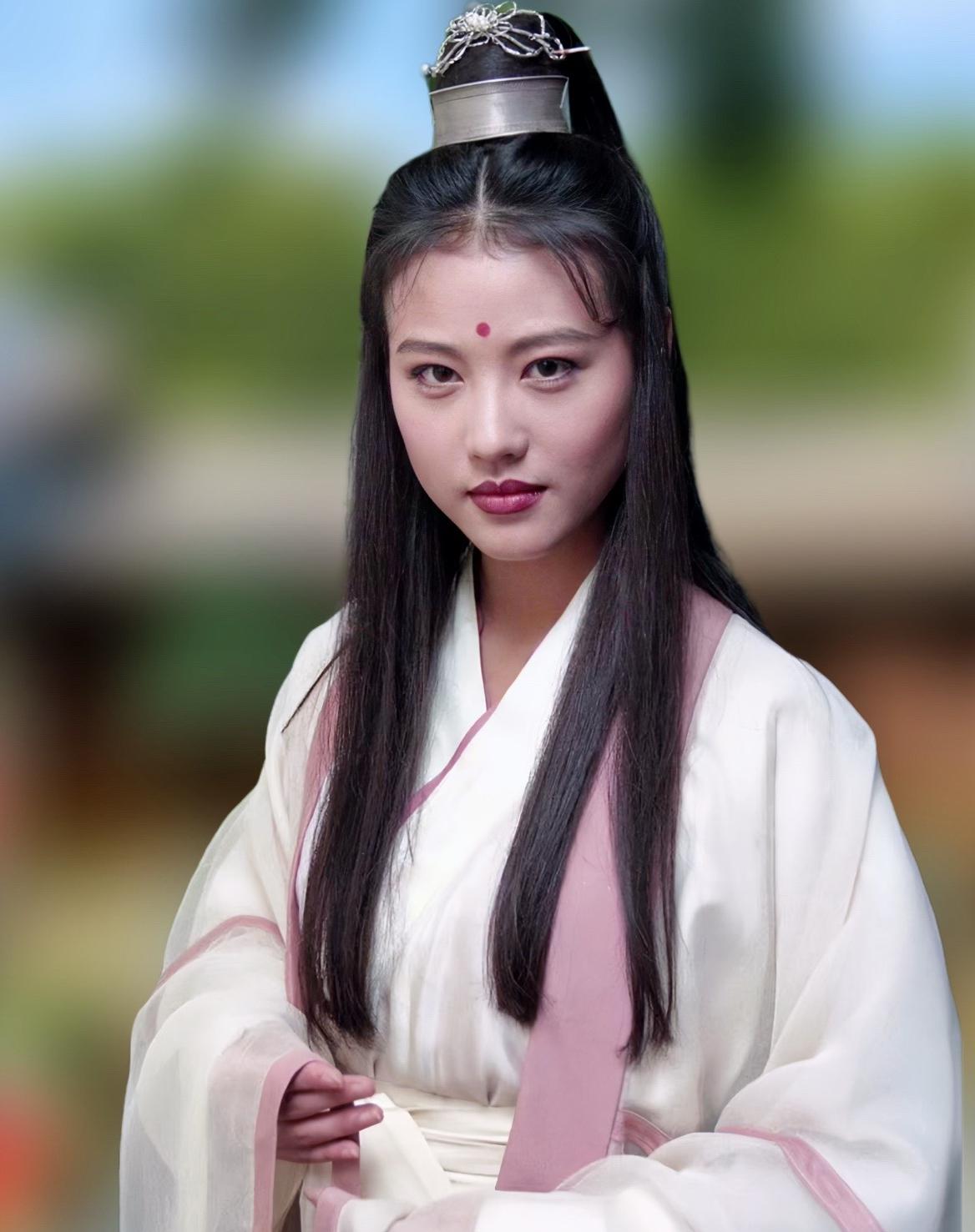 周海媚:再见"最美周芷若" 周海媚因病医治无效,于2023年12月11日离世