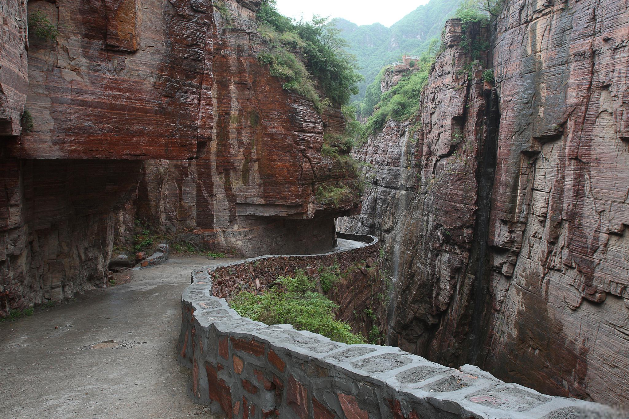 石板岩风景区,这片位于河南省安阳市林州市的壮丽风景区,是自然,人文