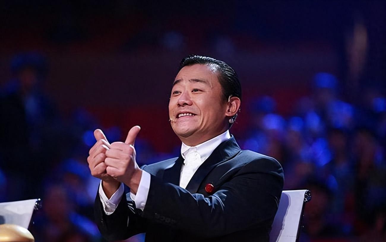 周立波的"不归路":骄傲与无知 周立波,曾红极一时的主持人,近期似乎已