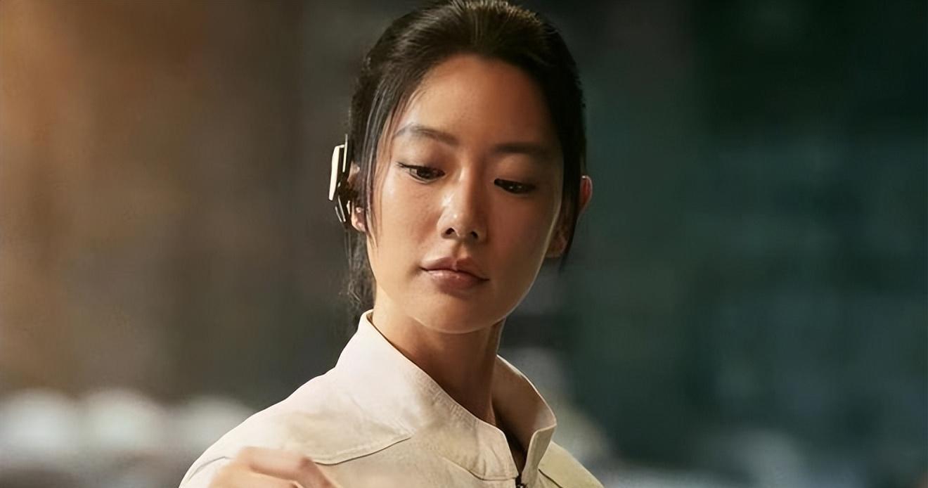 克拉拉:优秀演员的演艺之路 克拉拉在《太空侵略者》中饰演的角色