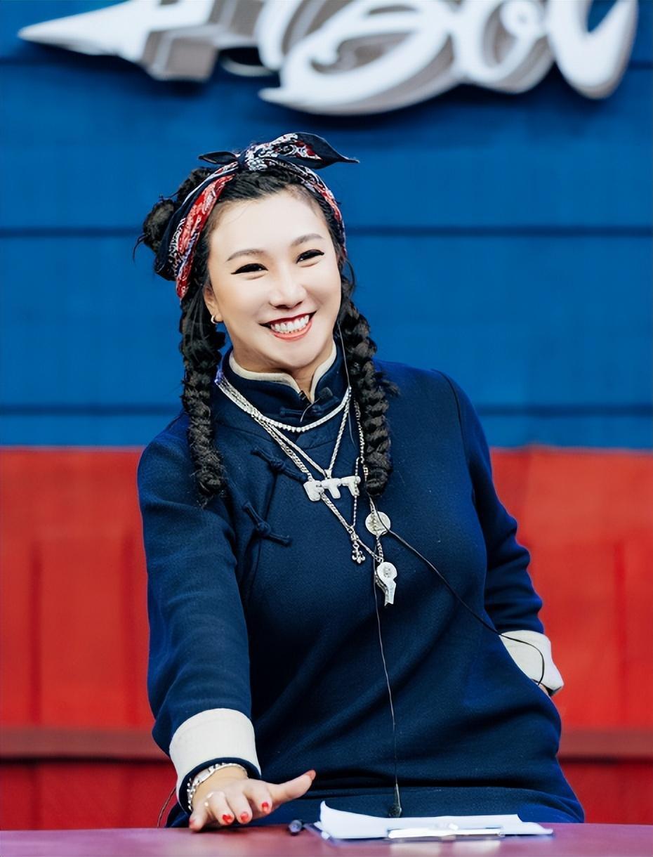 范湉湉:从记者到演员的耀眼转型 范湉湉,从上海有线戏剧台记者到演员