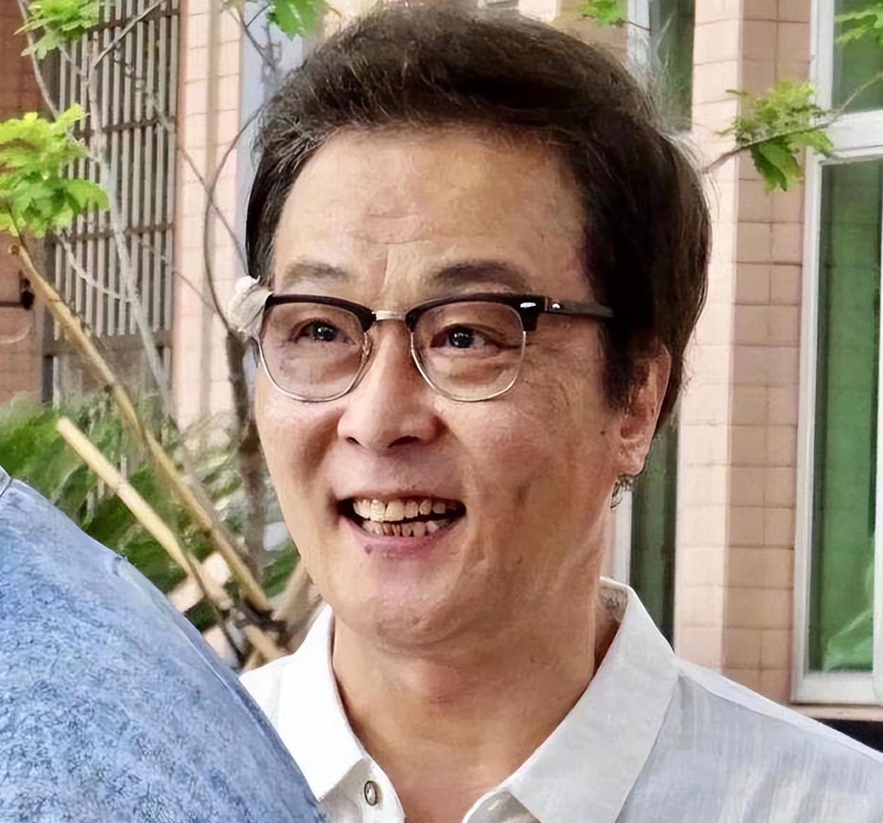 钱波:无儿无女却情深如海,娱乐圈中的独特传奇 钱波,一个名字,一段