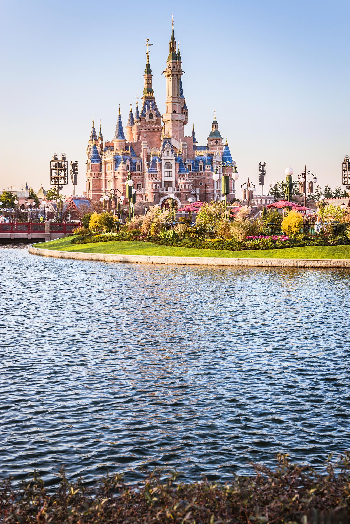 万圣节旅游目的地:狂欢之夜 万圣节狂欢,各地精彩活动一网打尽!