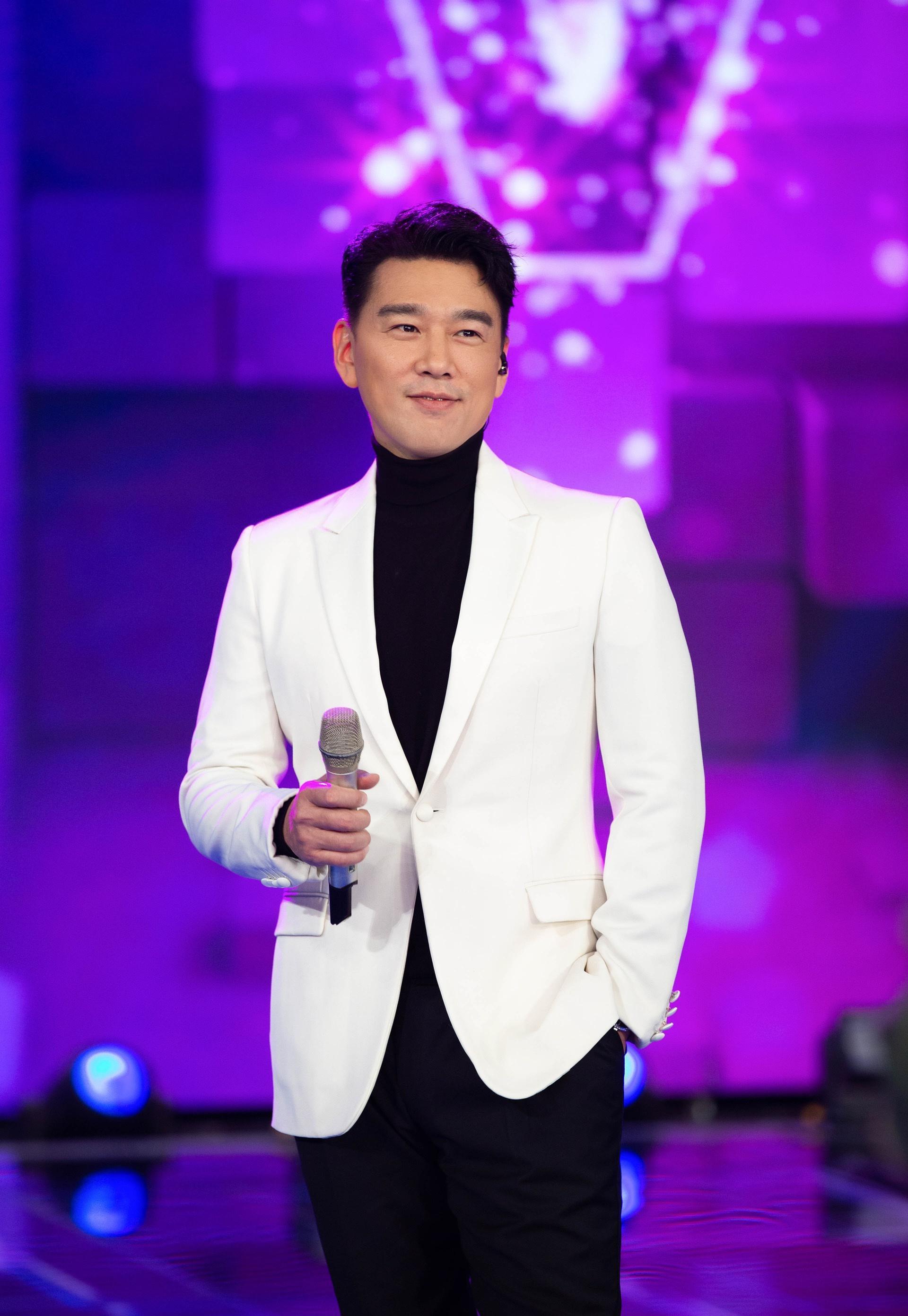 王耀庆:爱情长跑终成正果,低调婚姻令人羡慕 王耀庆与