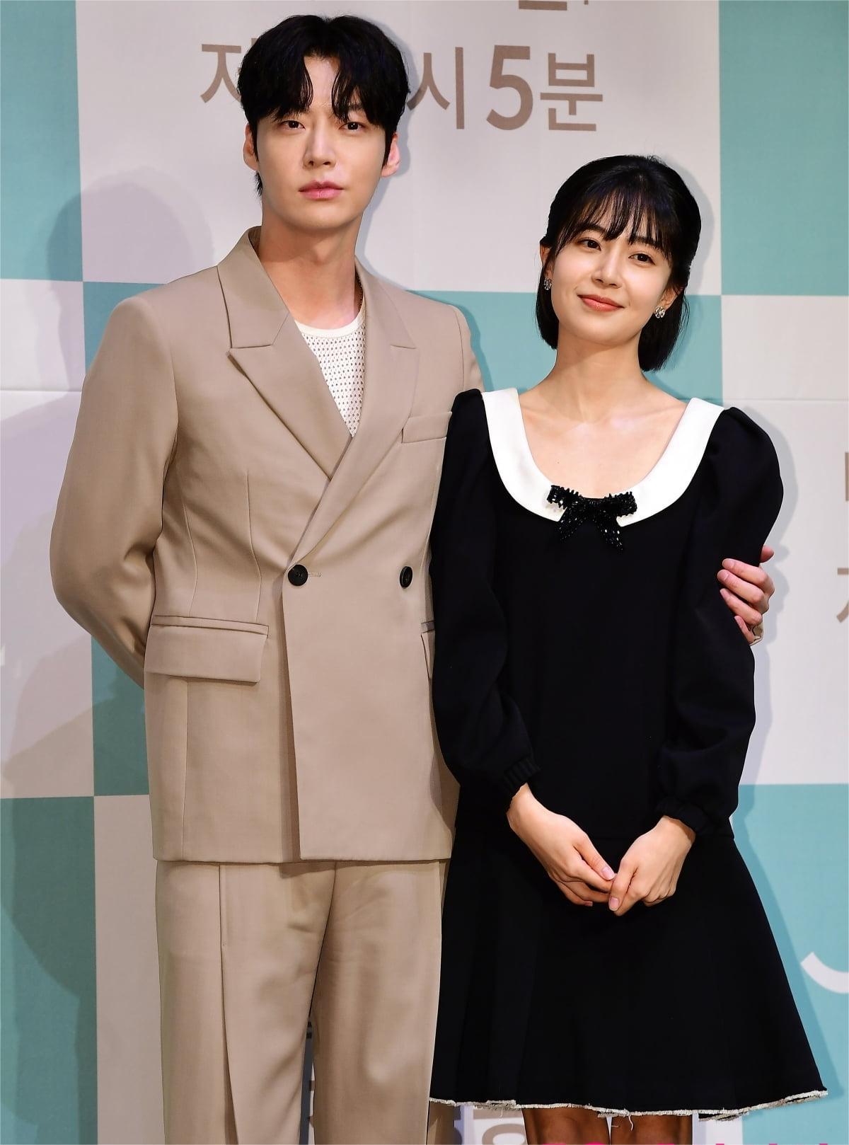 安宰贤时隔8年重返《kbs演技大赏》 安宰贤因主演《真的出现了!