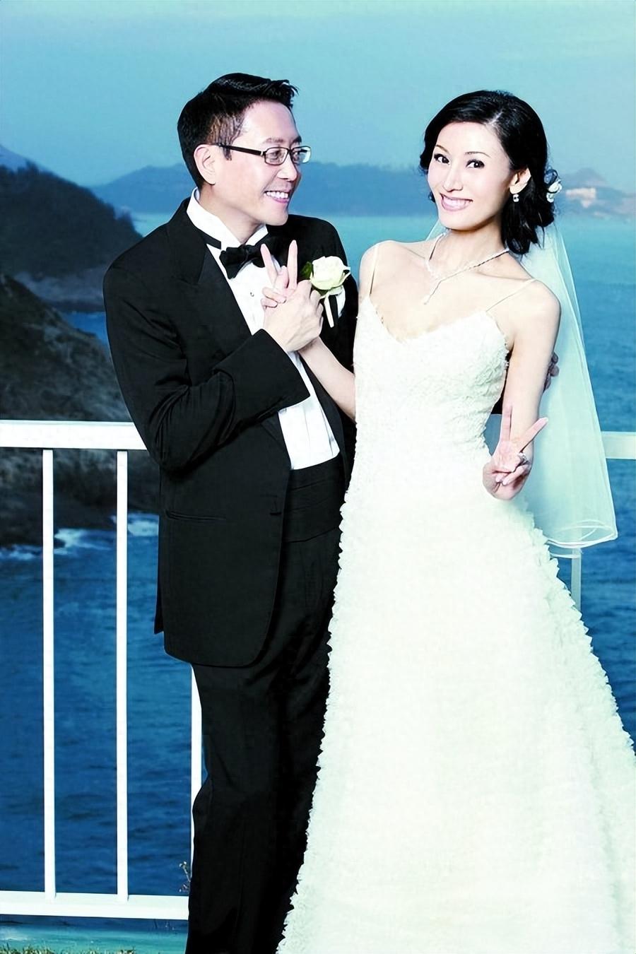 伪富豪与女明星:婚姻背后的虚假繁荣 娱乐圈中,豪门婚姻常常引人注目.