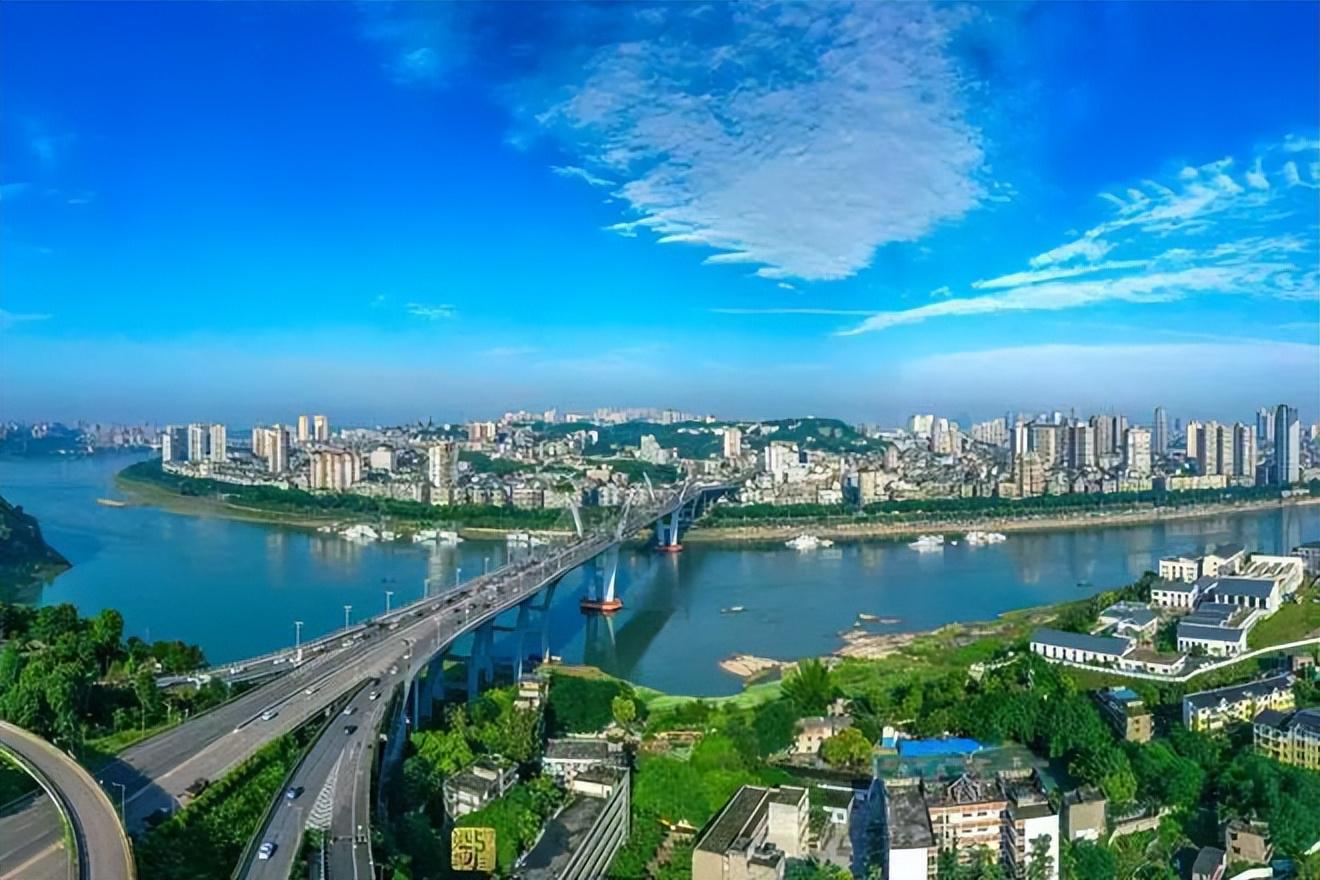 泸州:古韵与繁华的交融之地 泸州,千年水陆要津,历史与美景交融之地.