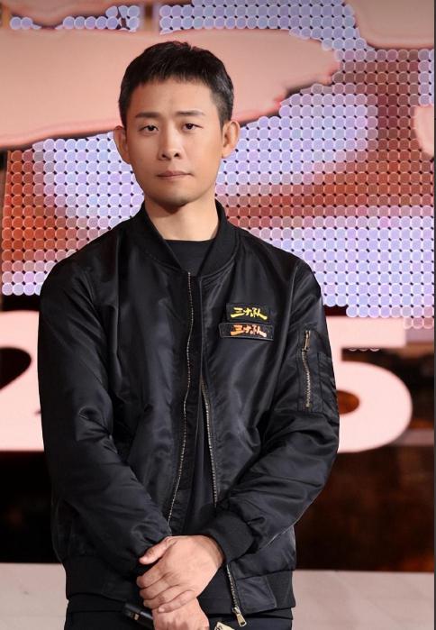 张译的演艺生涯堪称传奇,他的经历令人感慨不已,是个极具正能量