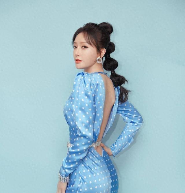 历经风雨仍保持优雅 秦岚,这个名字在娱乐圈中有着不俗的口碑