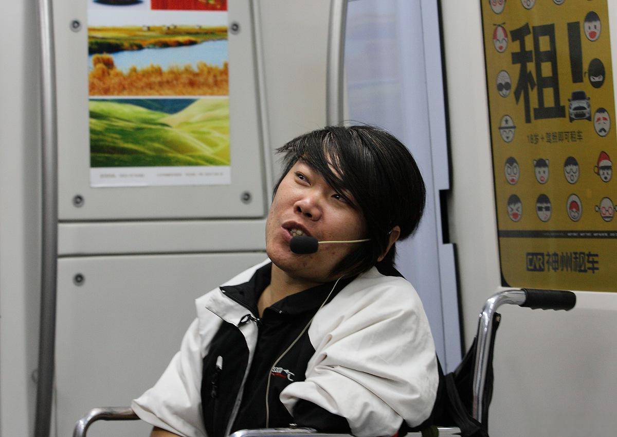 用心烹饪,用爱歌唱,点亮人生 四川成都的李想,这位曾经的流浪歌手