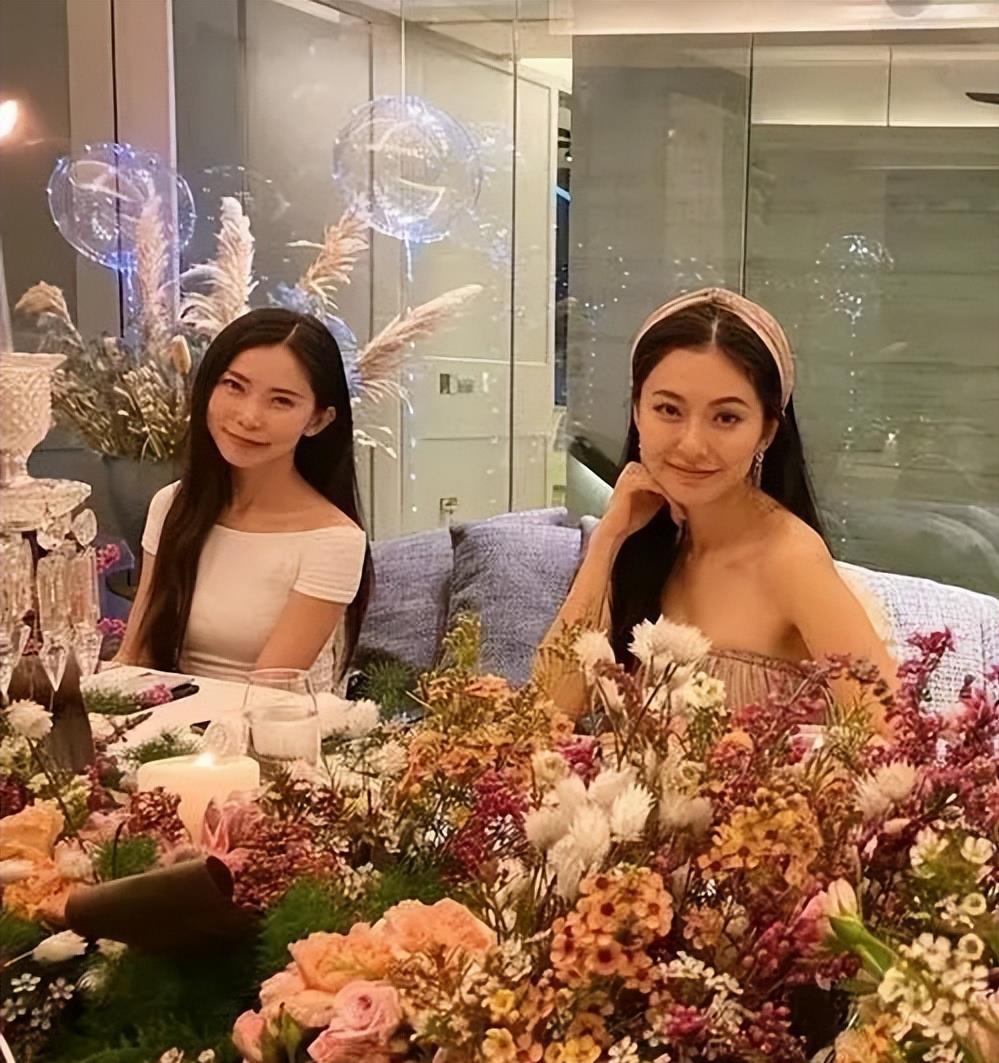 黄婉佩:从向佐前女友到事业家庭双丰收的独立女性 黄婉佩,曾是向华强