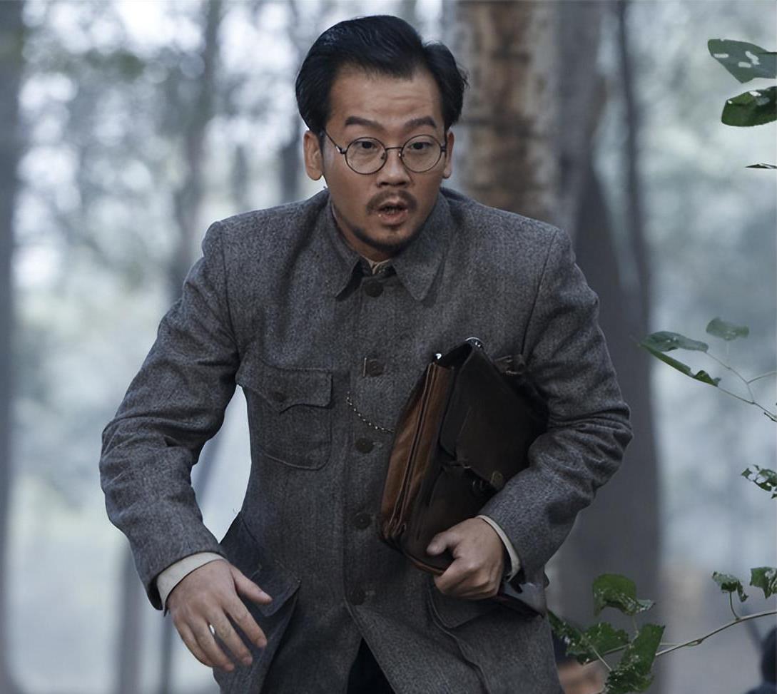 影帝陈创:选择跑龙套,不愧是观众的珍贵财富 陈创在影坛获得了影帝