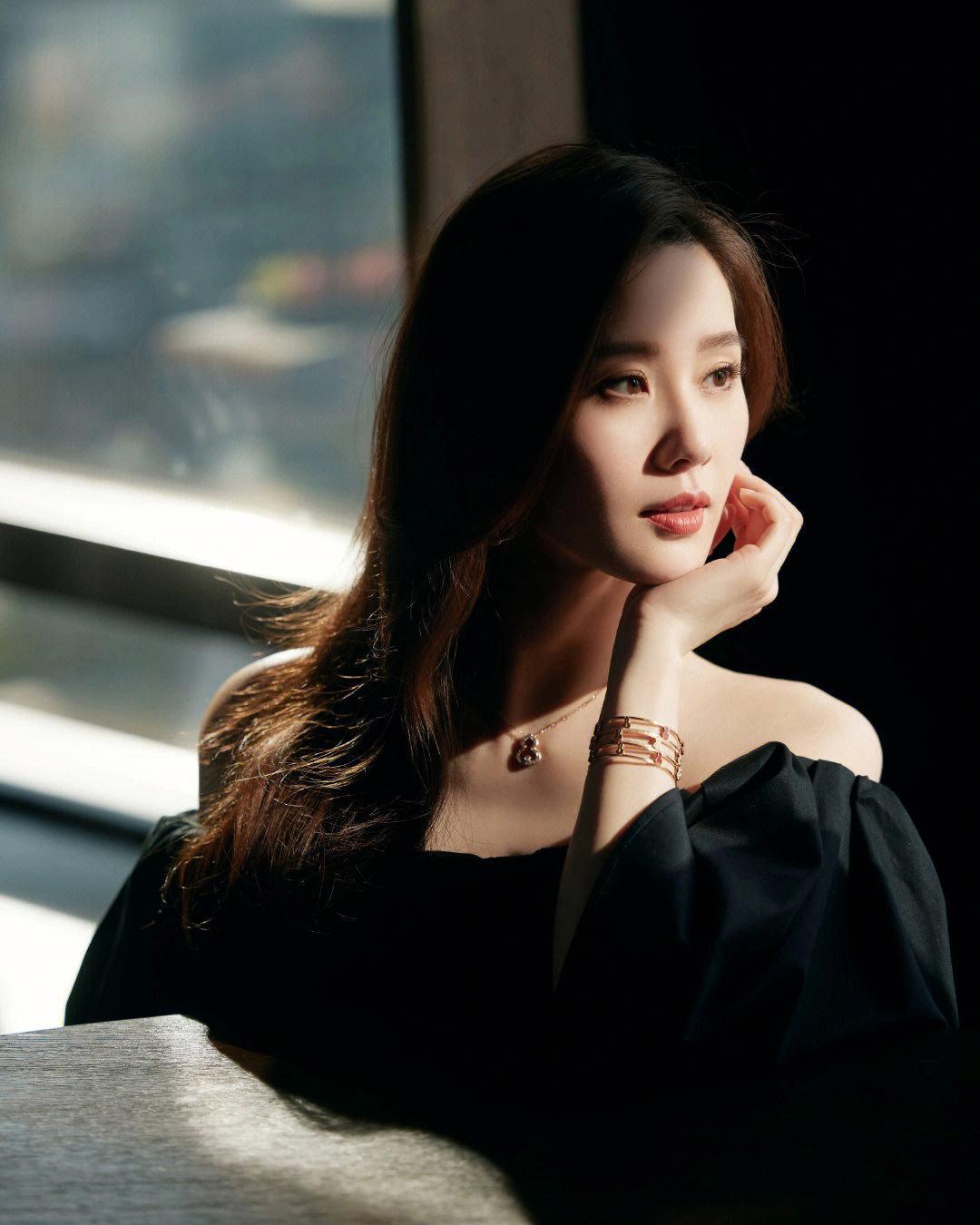 刘诗诗离婚传闻破灭,工作状态超好 在娱乐圈这个大染缸里,传闻和八卦