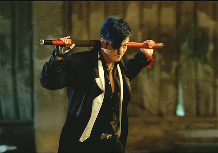 吴京早期电影:又痞又帅 吴京在2008年参演的电影《夺帅》中饰演反派
