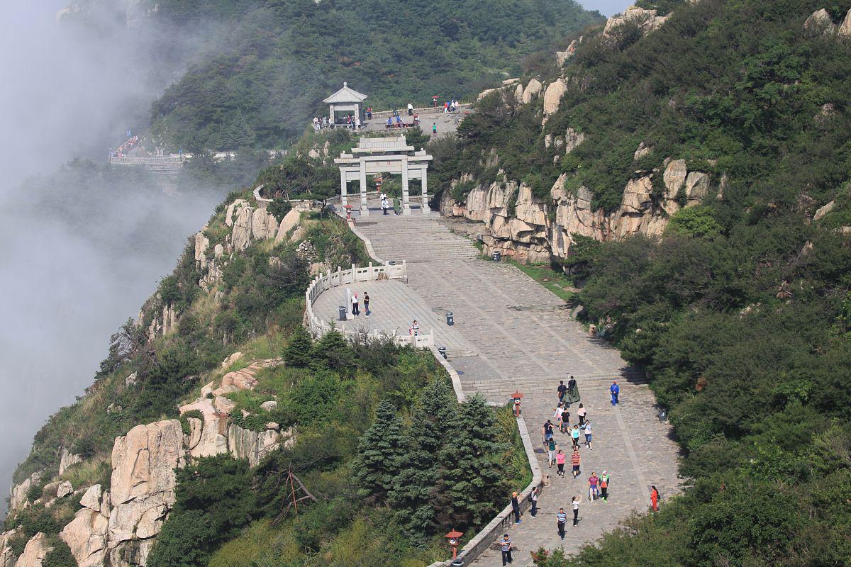 太山景区:自然与文化的瑰宝 想要探索太原的魅力,太山景区是不可或缺
