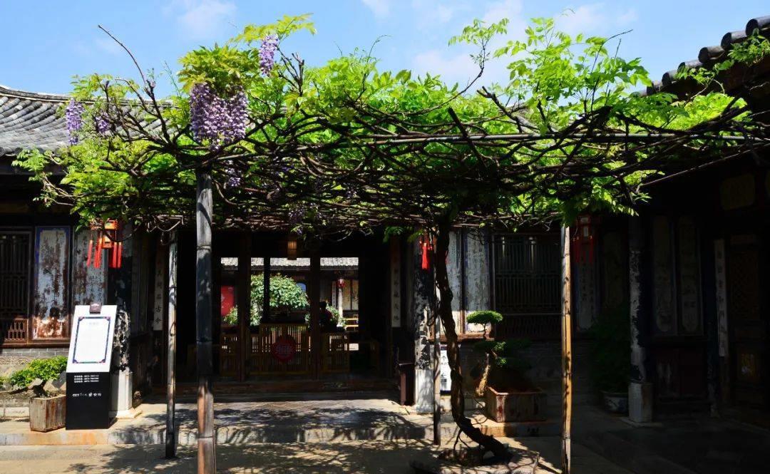 历史的瑰宝与家族传奇 位于云南省红河州建水县的朱家花园,占地2万多