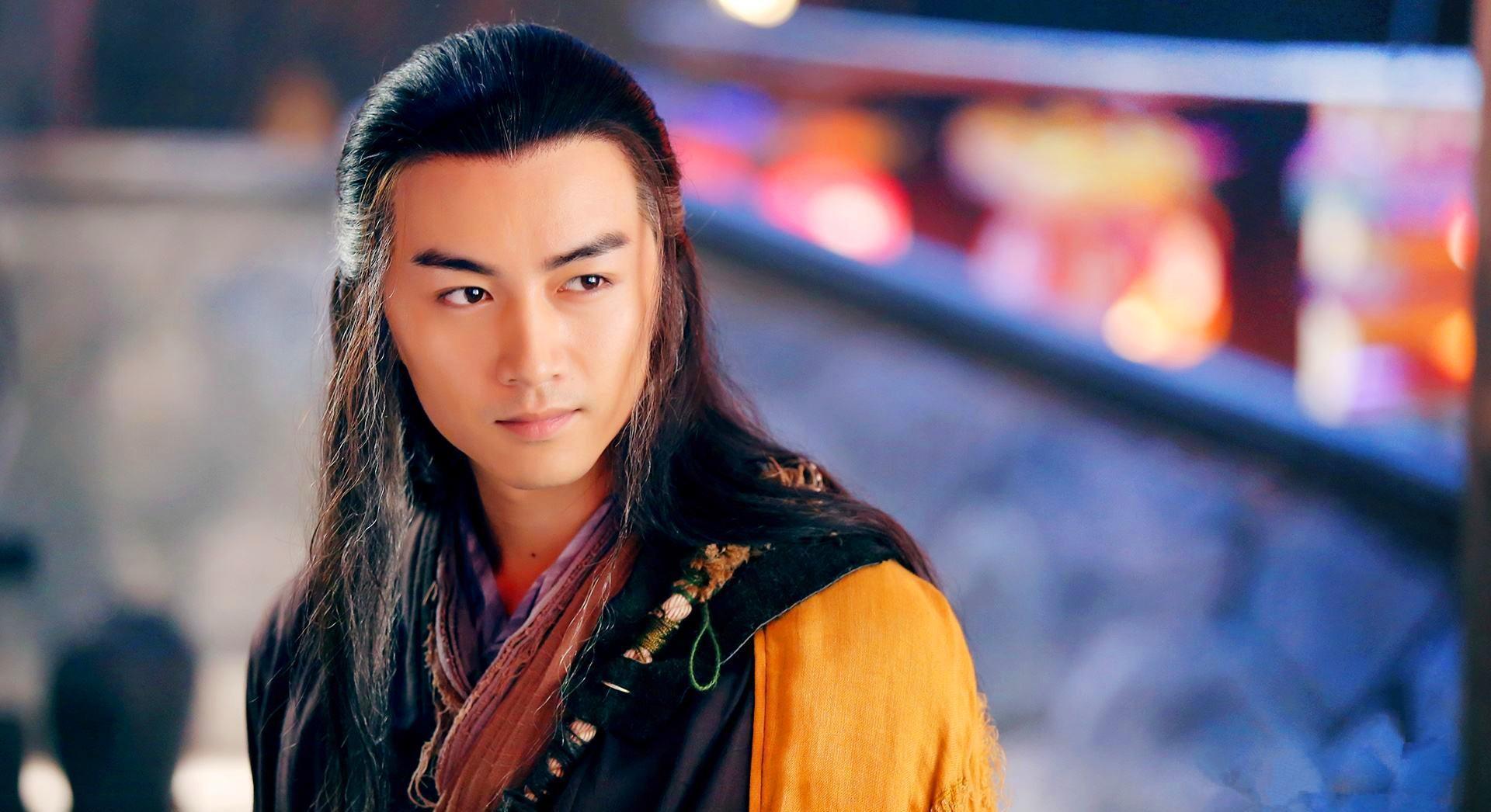 《神雕侠侣》中,杨过五招黯然销魂掌击败了十层龙象般若功的金轮法王