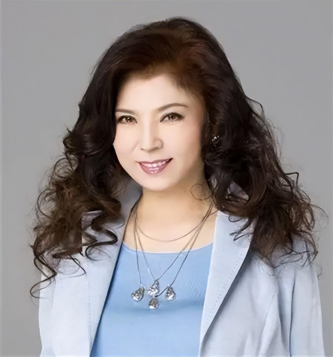 日本歌后八代亚纪病逝,与邓丽君深厚友谊成佳话 日本歌坛的实力唱将,