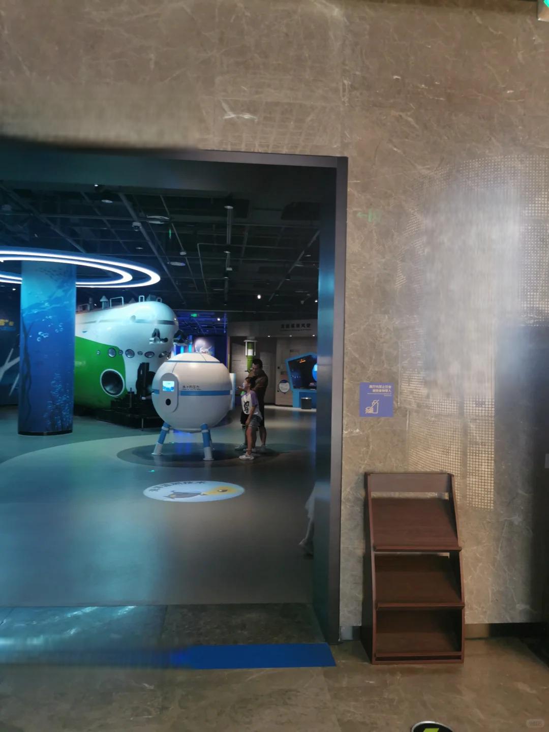 泉州科技馆是泉州市政府重点建设的文化科技公共项目,位于丰泽区东海