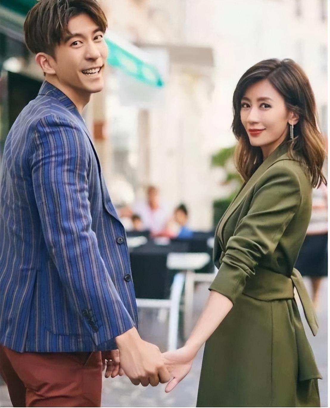 贾静雯:勤勉工作养家期 贾静雯16岁时被星探发掘,进入娱乐圈,19岁进入