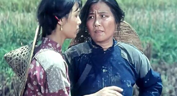 《天赐》:潮汕人的传奇 《天赐》是一部1983年上映的剧情片,以潮汕