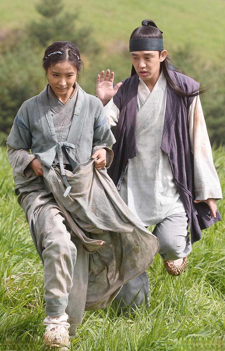 六龙飞天:朝鲜建国的史诗巨献 《六龙飞天》是一部韩国历史剧,讲述了