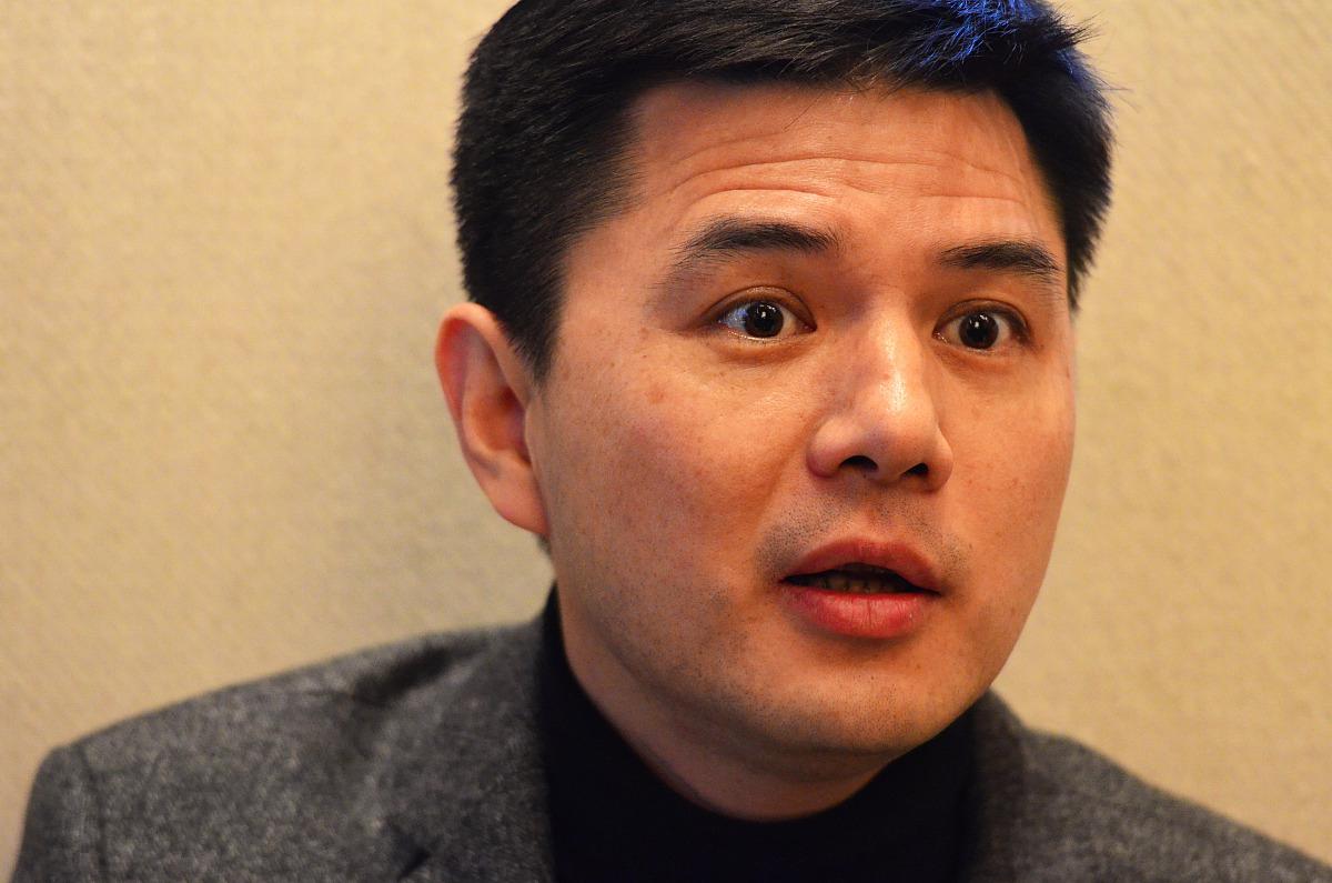 央视前主持人赵普因涉侵权案被限高:反思公众人物的责任与企业的内部