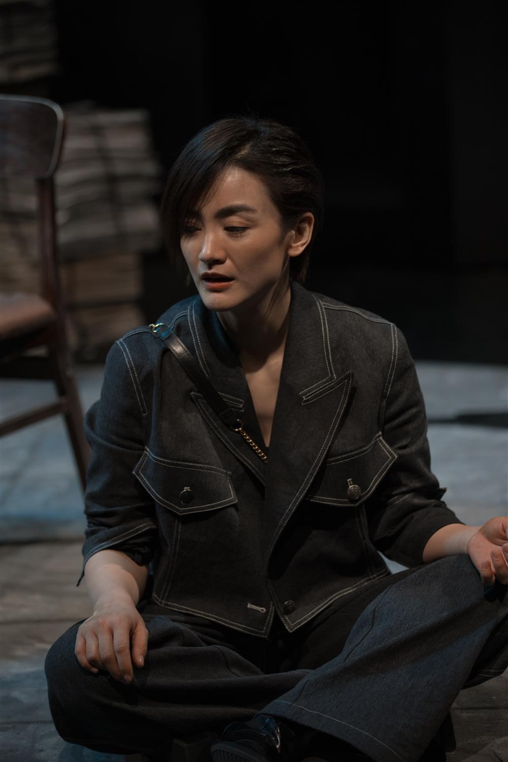 朱杰:不炒作,专注于表演 朱杰是一位优秀的演员,她不炒作,也不追求