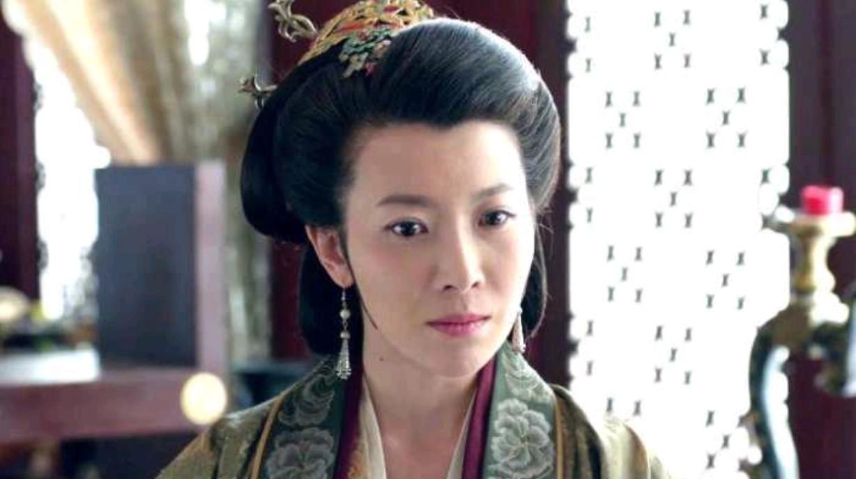 静妃:宫廷中的柔韧与智慧 《琅琊榜》中静妃的故事告诉我们,在看似