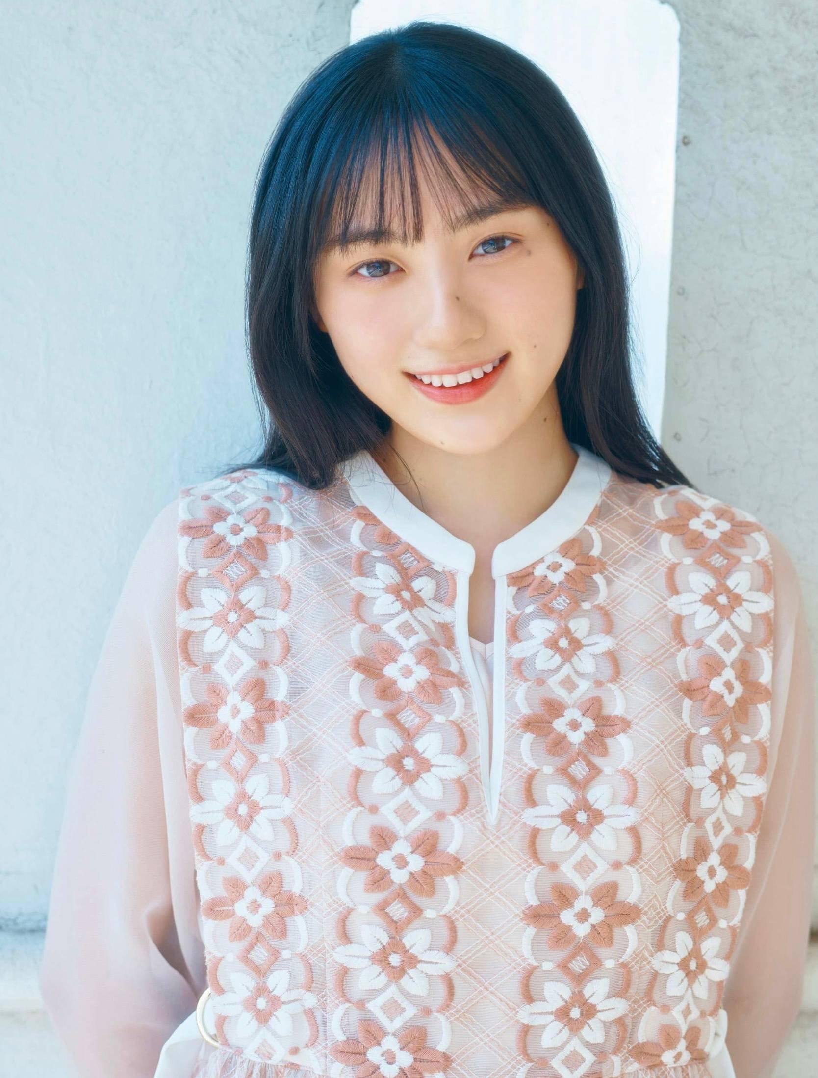 川﨑桜:乃木坂46五期生的璀璨新星 在娱乐圈中,新