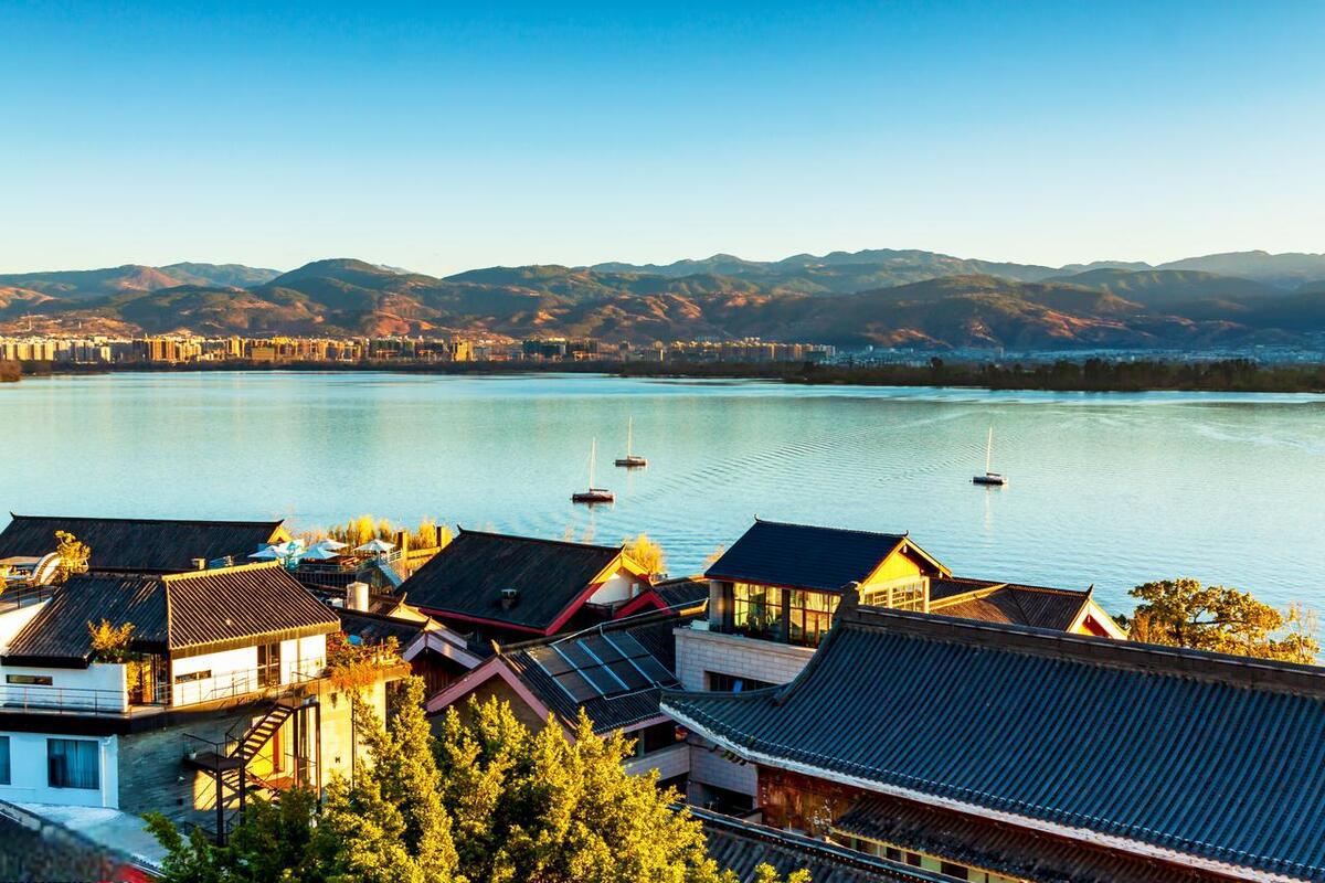 西昌:四川人私藏的度假胜地 四川藏匿着一座小城,它仿佛是阳光的宠儿