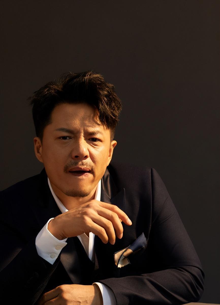 段奕宏与王瑾:娱乐圈中的丁克夫妻 段奕宏与王瑾,一对在娱乐圈中备受