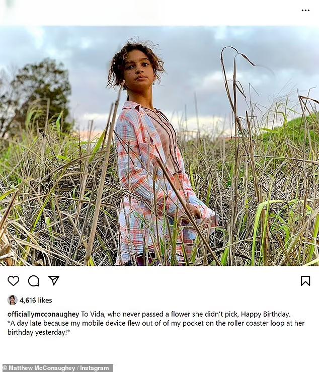 马修·麦康纳女儿14岁生日派对揭秘:星光下的幸福家庭 早前,马修