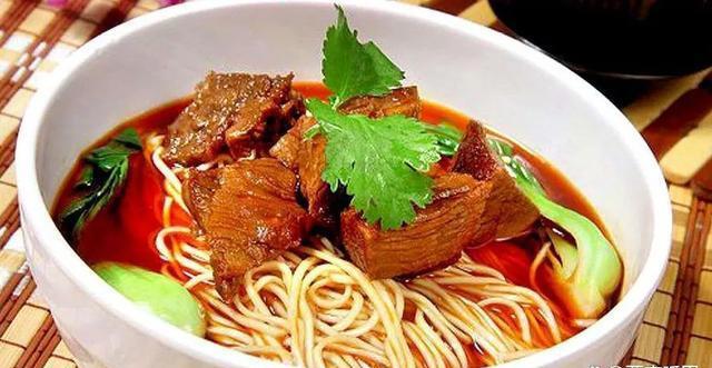 廉价牛肉面条:成功秘诀 一碗9.9元,每天赚1000,套路你了解废了吗?