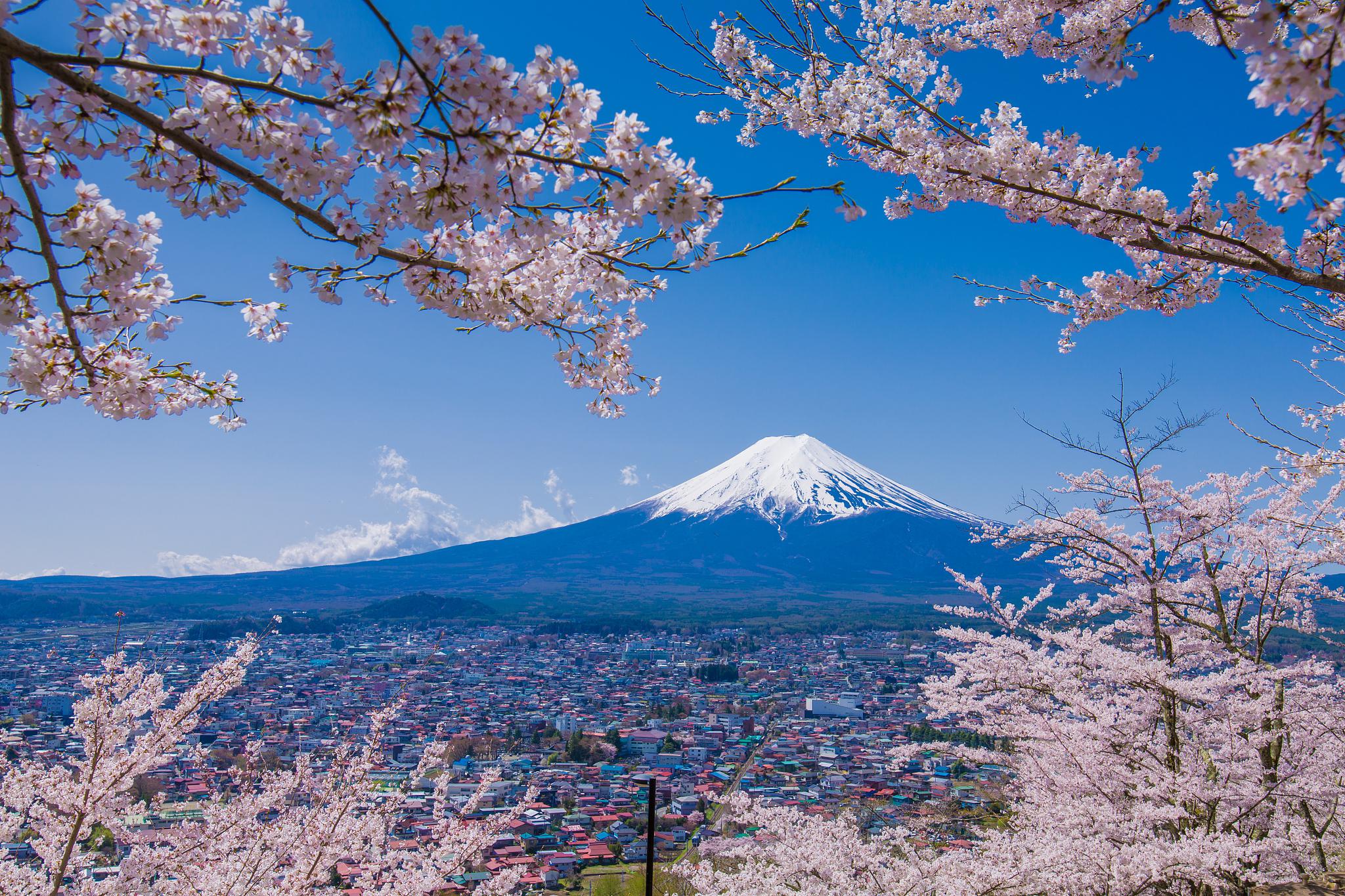 日本旅游:畅游充满魅力的国度 日本,一个充满魅力的国度,拥有无数令人