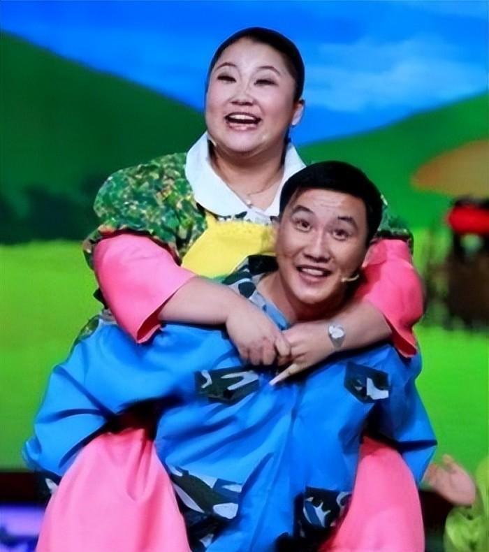 杨树林:陪伴胖丫,共度风雨 在娱乐圈中,杨树林以坚韧和深情著称.
