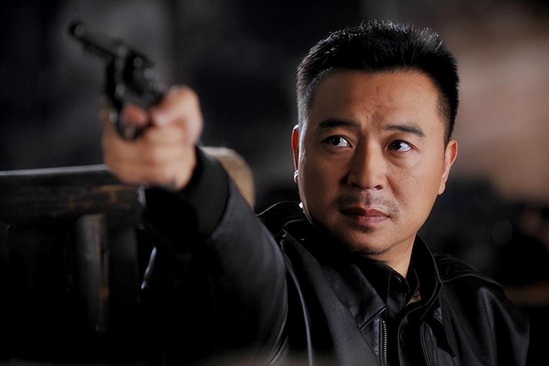 张晞临:56岁不敢服老努力赚钱 张晞临,曾被称为上戏的爹,参与了无数部