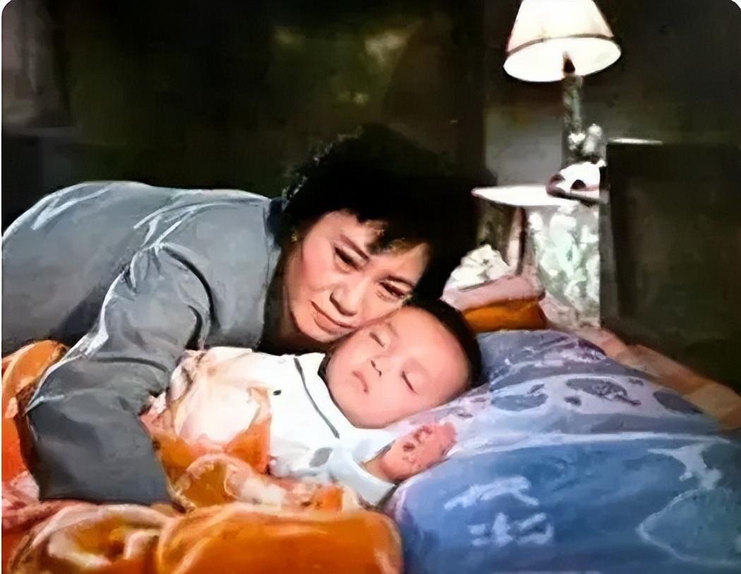 俞平:红极一时的传奇女演员 俞平,这位上世纪60年代至80年代的北京