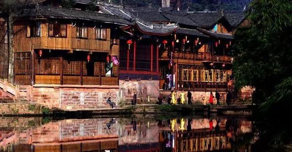 新春佳节赏古韵之美 新春佳节即将来临,四川雅安市的上里古镇邀您共赏