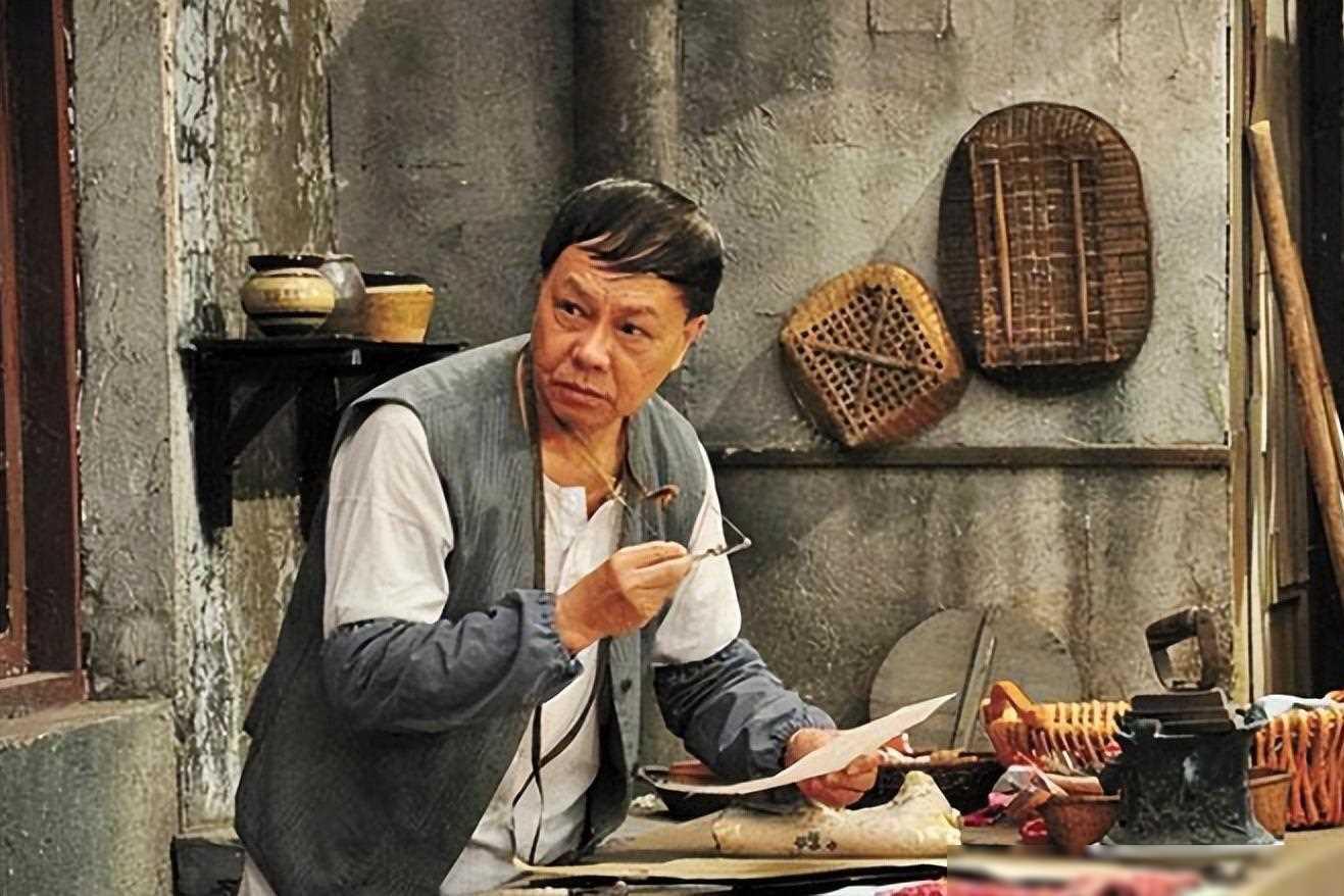 揭秘卢家全:广东著名演员瑞叔的戏外传奇 广东著名演员卢家全,在电视