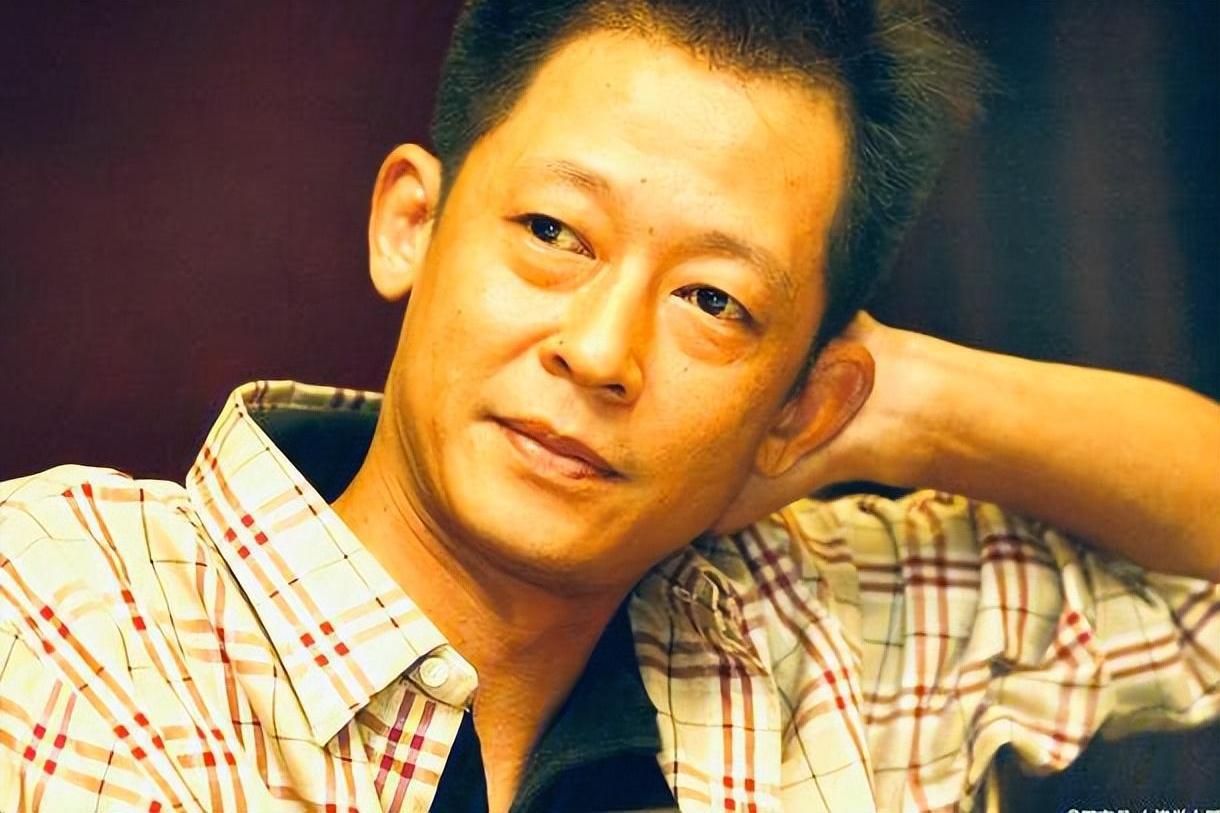 王志文:成名代表作的魅力 王志文是一位令人瞩目的明星,他的代表作
